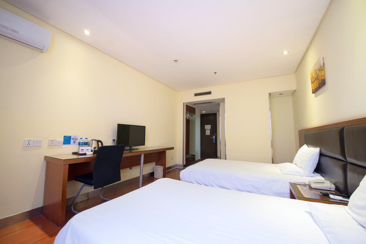 Hanting Express Shanghai Lujiazui Minsheng Road 外观 照片