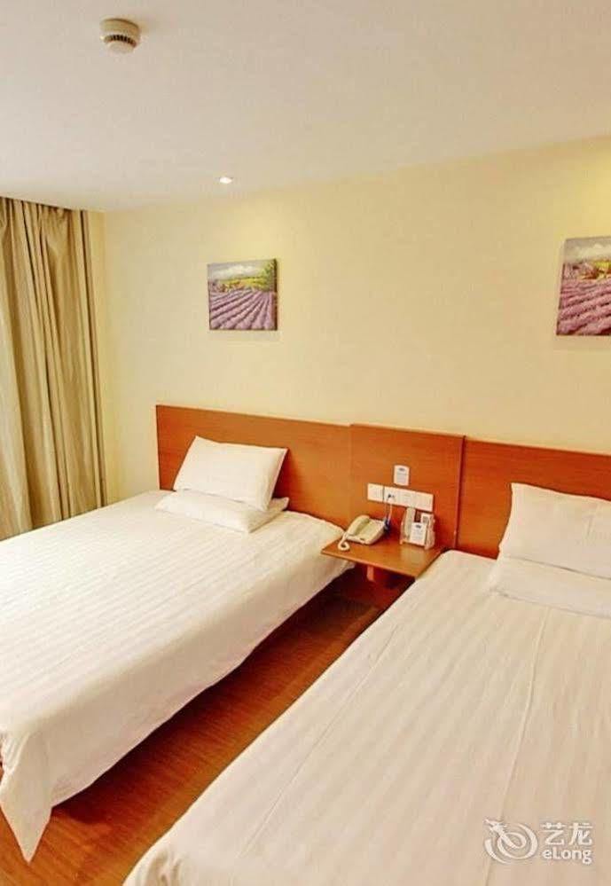 Hanting Express Shanghai Lujiazui Minsheng Road 外观 照片