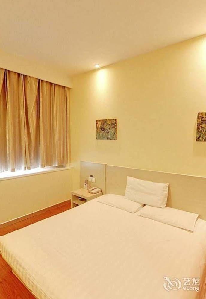 Hanting Express Shanghai Lujiazui Minsheng Road 外观 照片