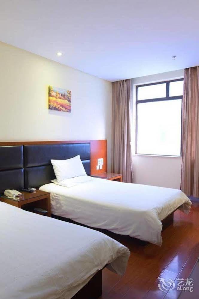 Hanting Express Shanghai Lujiazui Minsheng Road 外观 照片