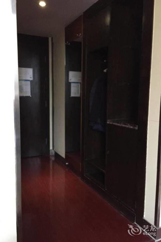 Hanting Express Shanghai Lujiazui Minsheng Road 外观 照片